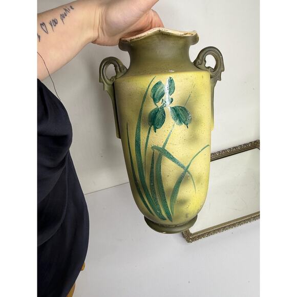 Stunning Large Antique Asian Handpainted Pottery Vase Ruffle Rim Handles Raised - Picture 7 of 10